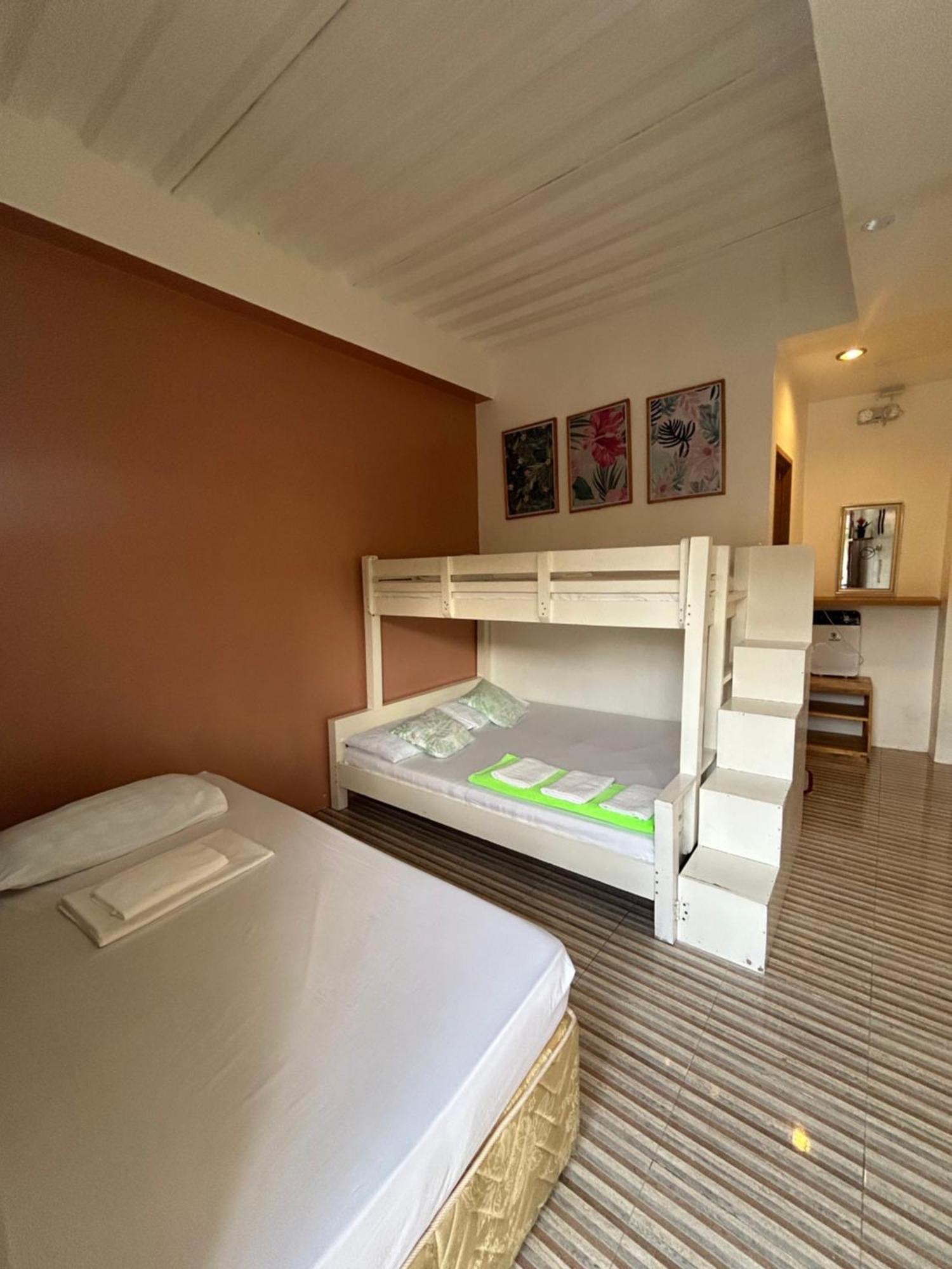 The Biggies Inn Oslob Zewnętrze zdjęcie
