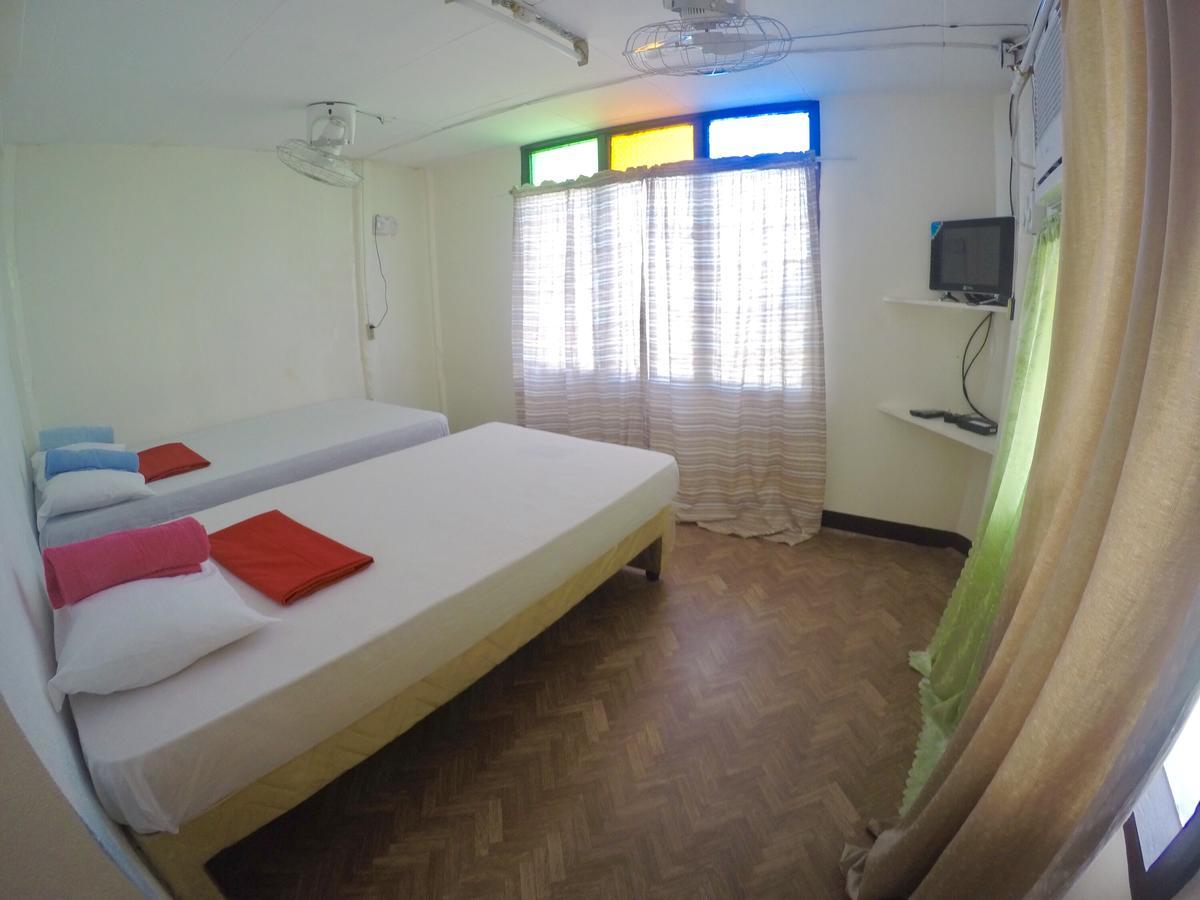 The Biggies Inn Oslob Zewnętrze zdjęcie
