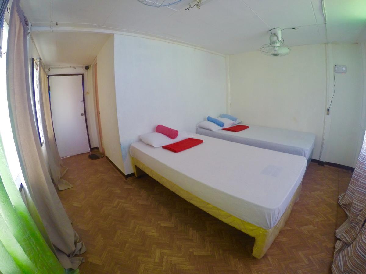 The Biggies Inn Oslob Zewnętrze zdjęcie